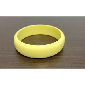 Vintage Pastel Pale Yellow Chunky Wide Plastic Luc